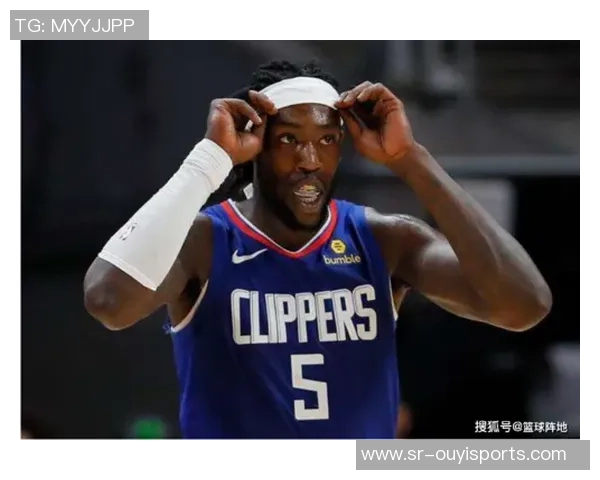 官宣:莱夫利承受右脚手术赛季报销 估计下赛季训练营前彻底恢复 官宣:莱夫利承受右脚手术赛季报销 估计下赛季训练营前彻底恢复